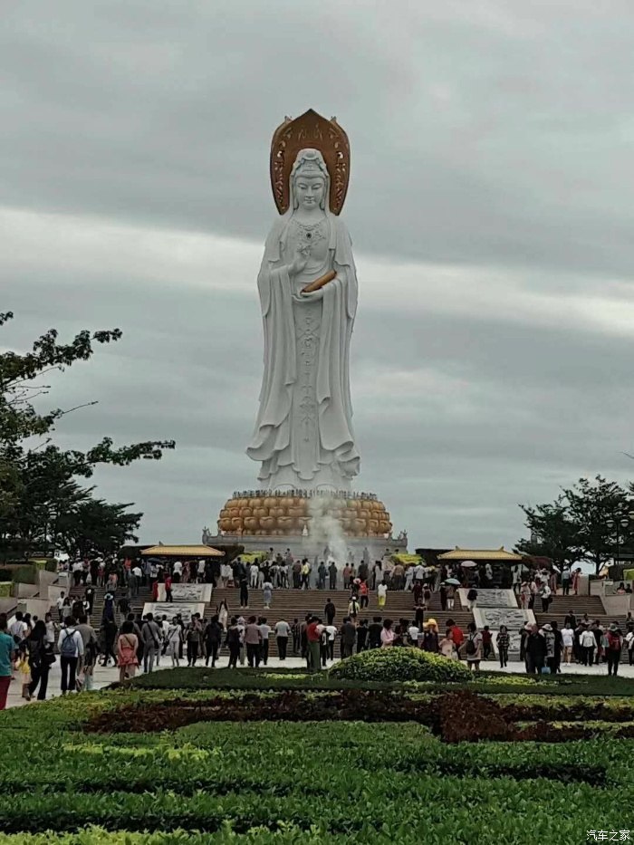 王思聪都被拍到在三亚过年，应该还有不少明星