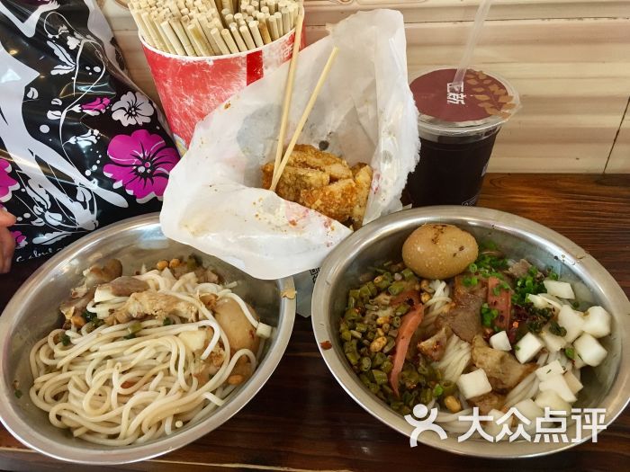 当地美食在哪里找_当地美食_吃当地美食