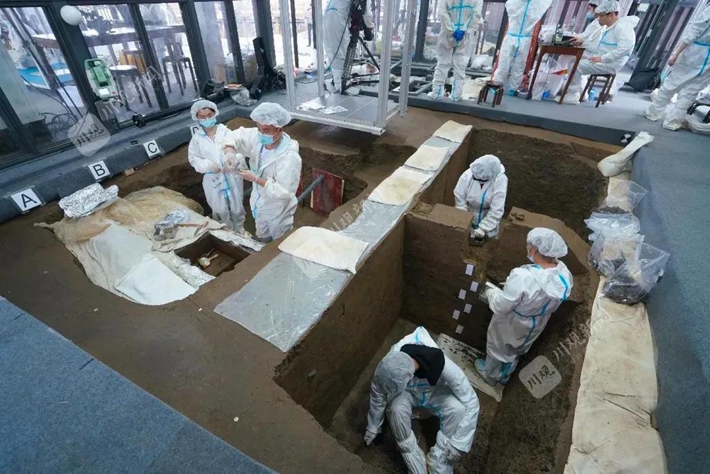 不用亲临山西就能近距离欣赏云冈石窟代表性龛像的风采