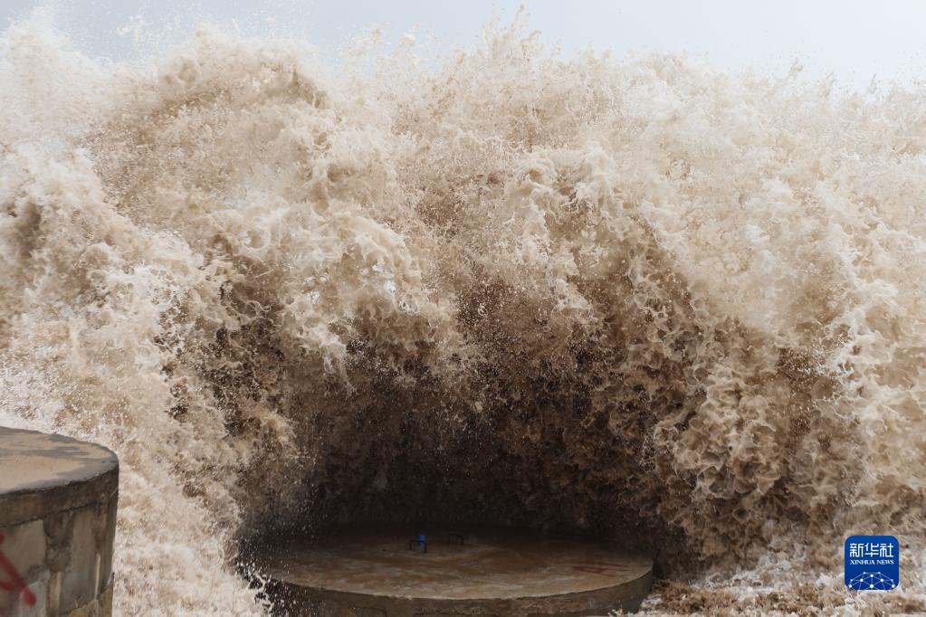 超强台风“尼伯特”进入福建24小时警戒区全力以赴防抗台风