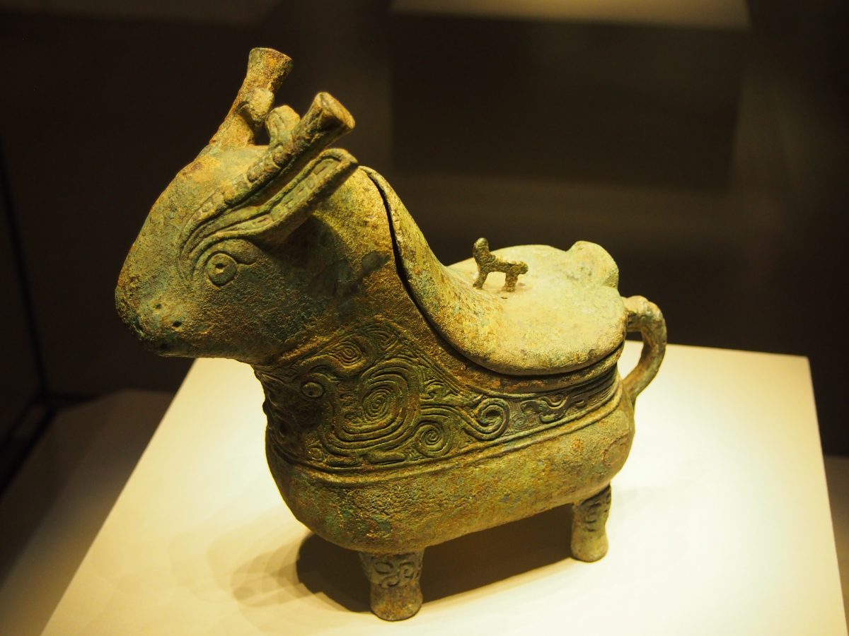 中国国宝级文物——首铜像设色原有12段