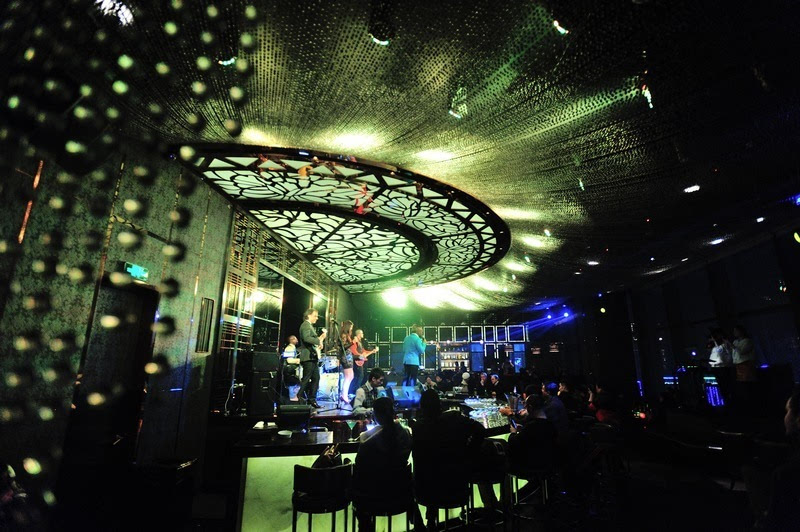 酒吧：_酒吧：_酒吧：