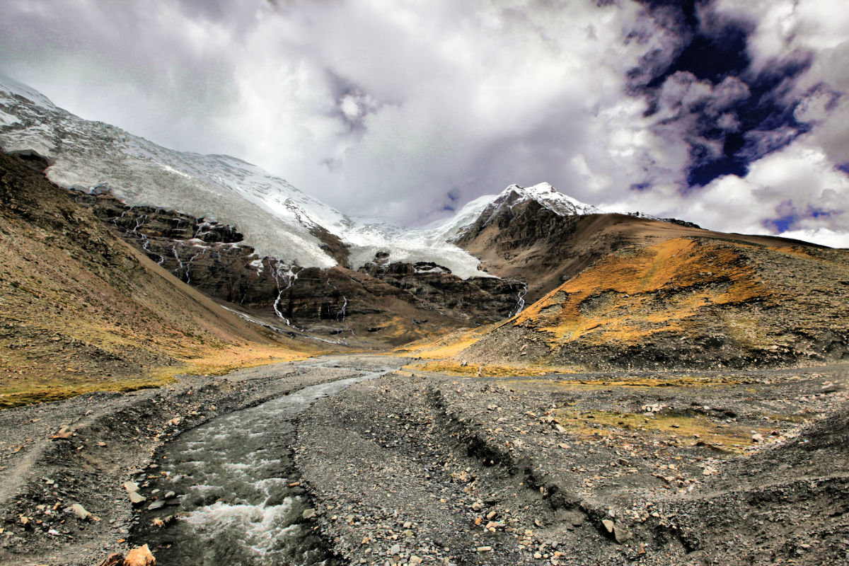 70年前的西藏最后一面五星红旗,走出了韩红