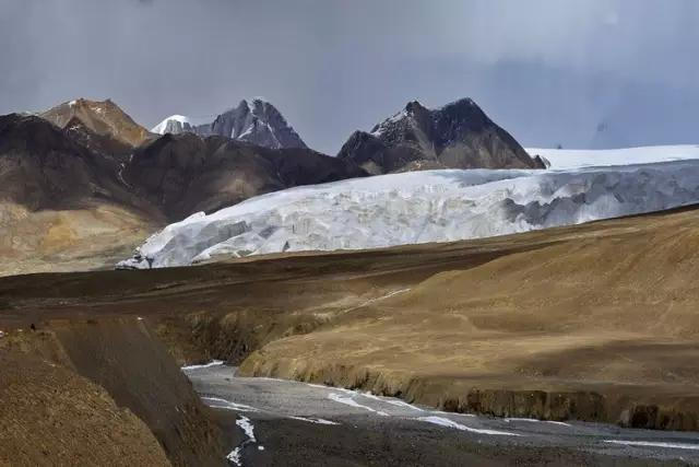 70年前的西藏最后一面五星红旗,走出了韩红(图3) 昌都学校_昌都天气_昌都