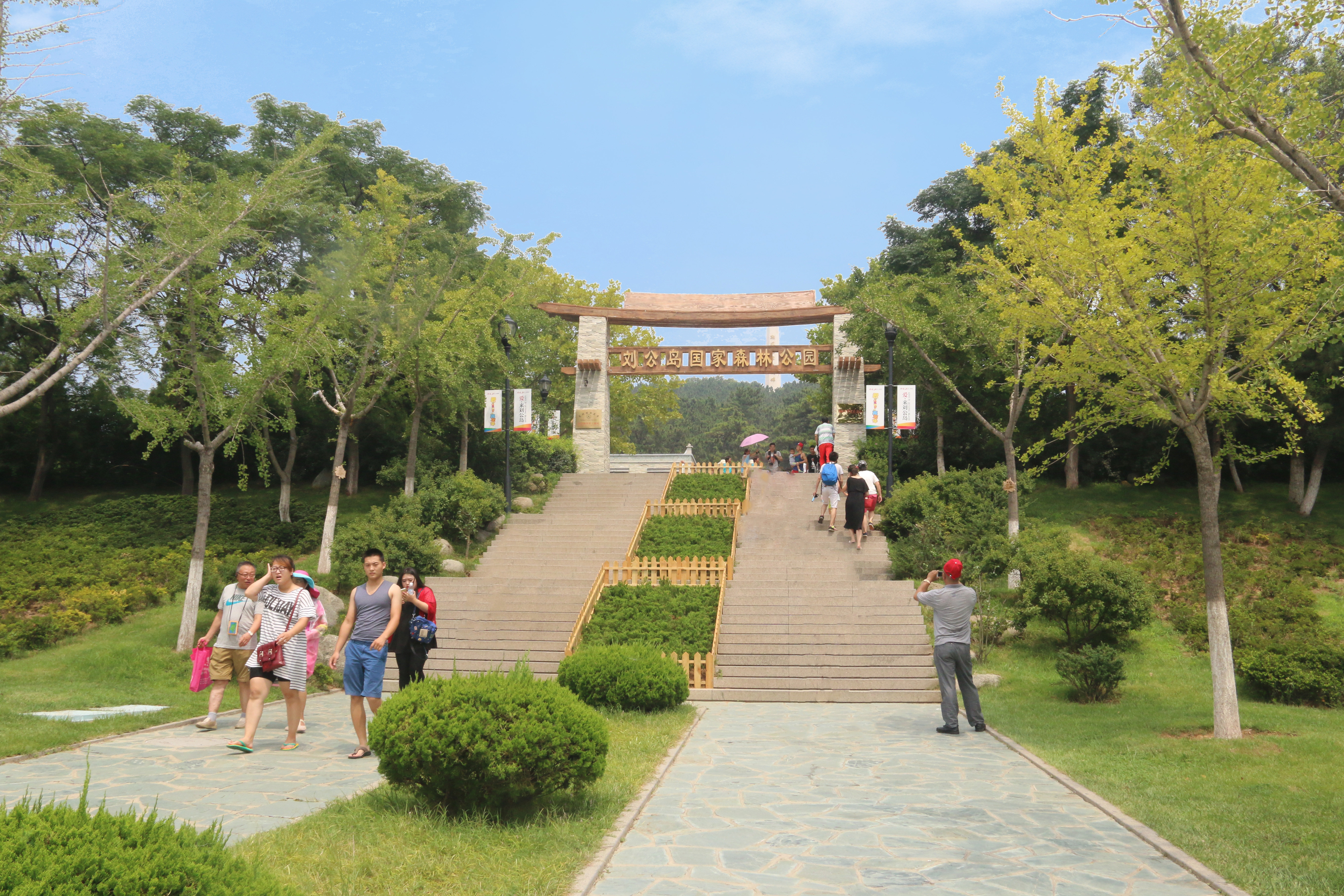 威海本地人忽略了自己城市的空气，蓝天白云