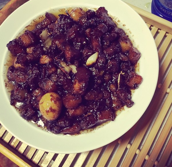 一生痴绝处，无梦到徽州！诗中表达的