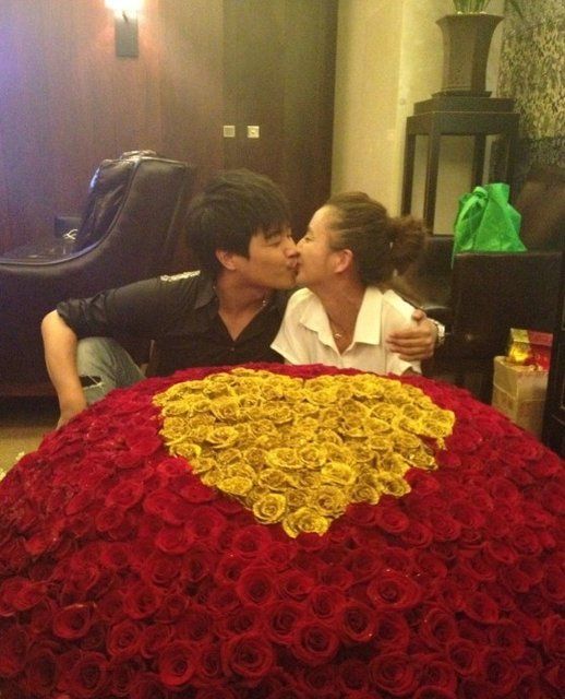 绯闻网络操盘手怎么判刑_网络绯闻：_绯闻解释一下