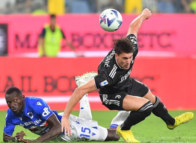 新阵释放活力，体现进攻层次本场比赛对阵阵型