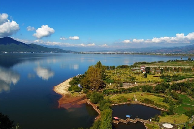 从不缺席用脚步丈量凉山最美的自然风景和人文历史