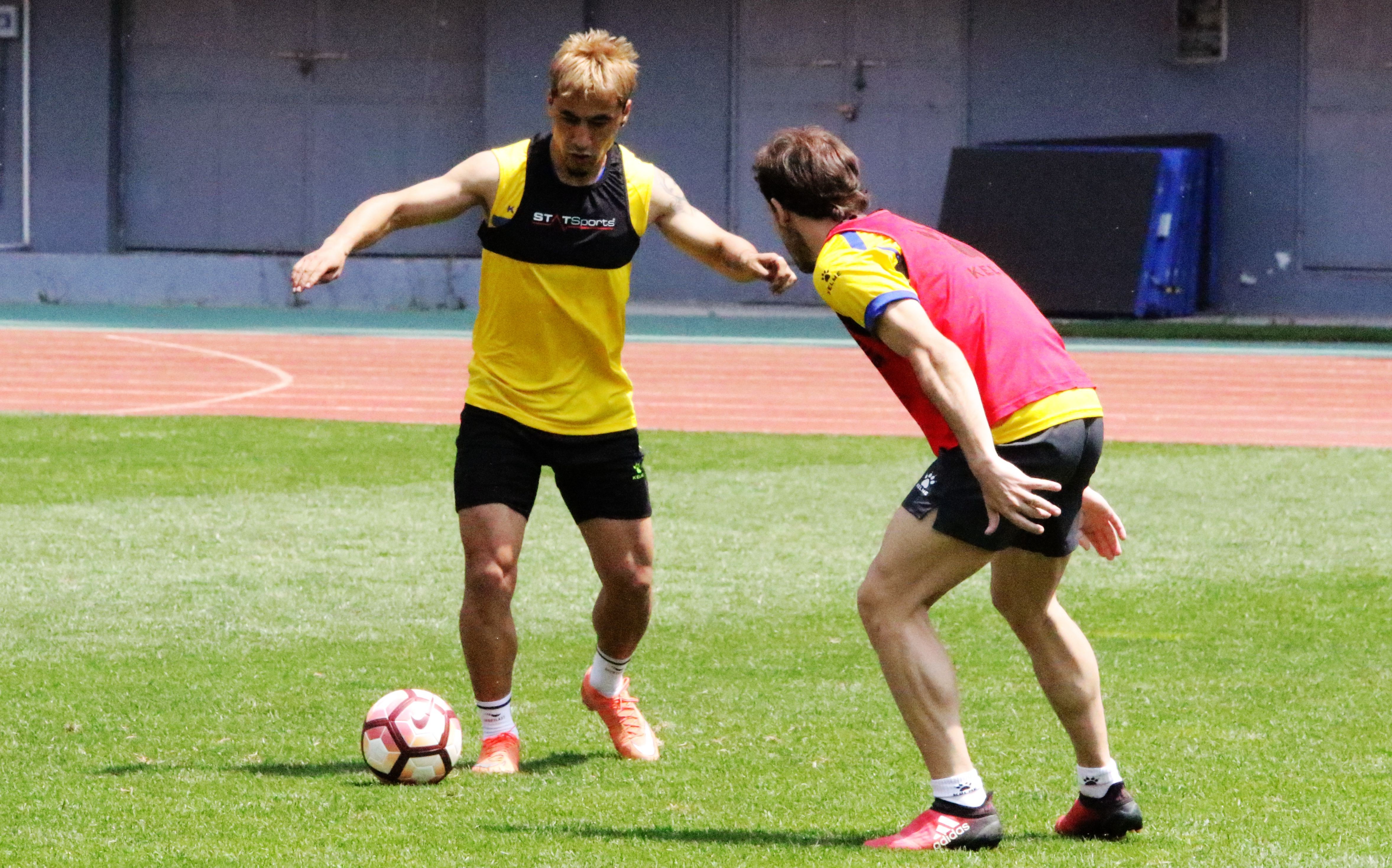 五年级五班的同学瞬间沸腾了，留给我们的却是沉默