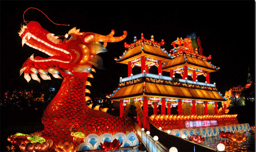 四川第三大城市自贡彩灯恐龙之乡、南国灯城