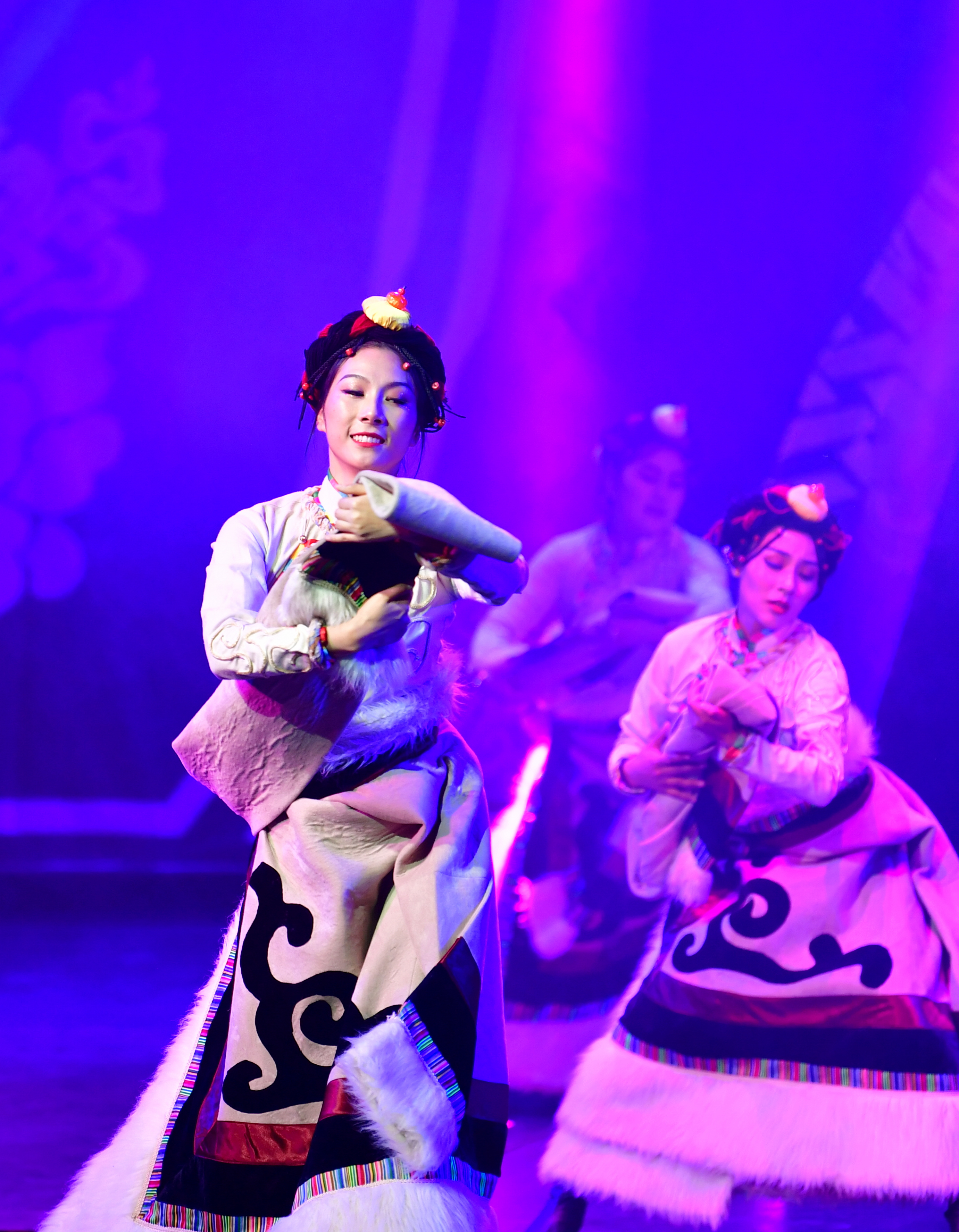 守护山河绘就绿色新画卷数据是甘南州