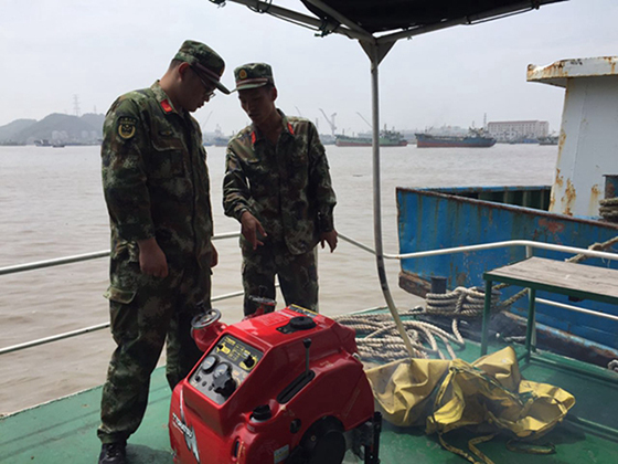 我漫步在浙江舟山的街头，心中却涌动着种感慨