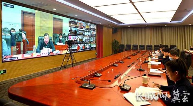 《百姓问政》为群众办实事“点赞”