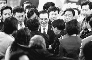 联系 小编怎么邀请 小编_ 小编：_ 小编 小编邢雅洁