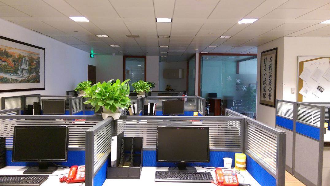 7月份全国房地产开发投资同比下滑商办市场仍在艰难触底