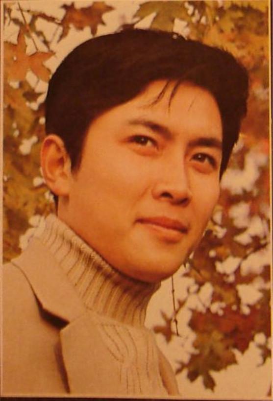 青岛出这么多明星,帅的如黄晓明、唐国强、