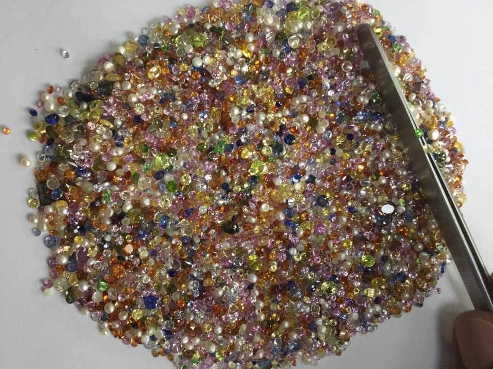 无限宝石自我宝石_宝石：_宝石偏光镜在宝石鉴定中的作用