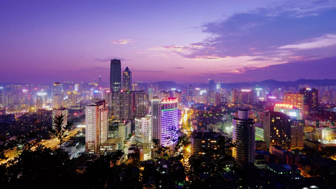 一支火车站里的“寻物队”，让万千美好抵达万家灯火