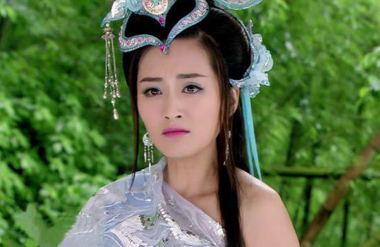 忆友人,偶尔忆起当年的自己,实在太拖沓了