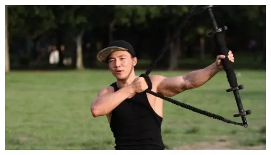 “刘畊宏女孩去哪儿了？”李祥个人健身前后对比图