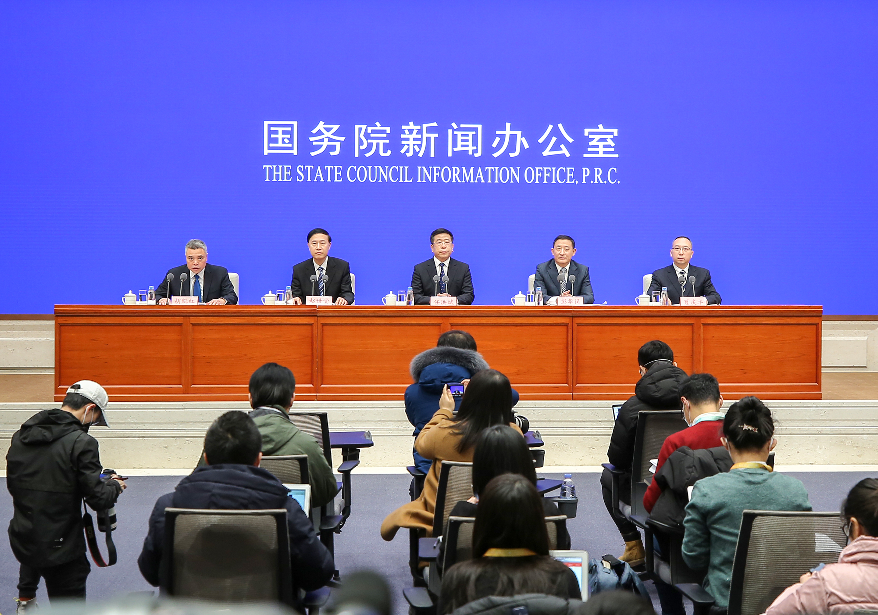 国务院联防联控机制:多国每千人普通病床拥有量