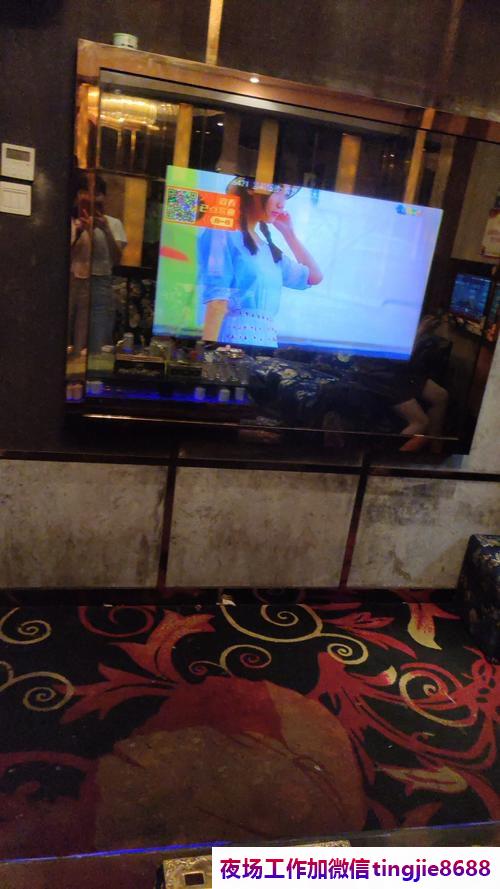 白城夜场直聘女销售佳丽-白城酒吧夜店招聘女销售佳丽——匠心独运，刻苦钻研，一心一意投入工作”