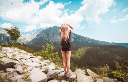 成都高端商务ktv招聘求职信息，稳定好上班，二班多，成都夜总会最新招聘