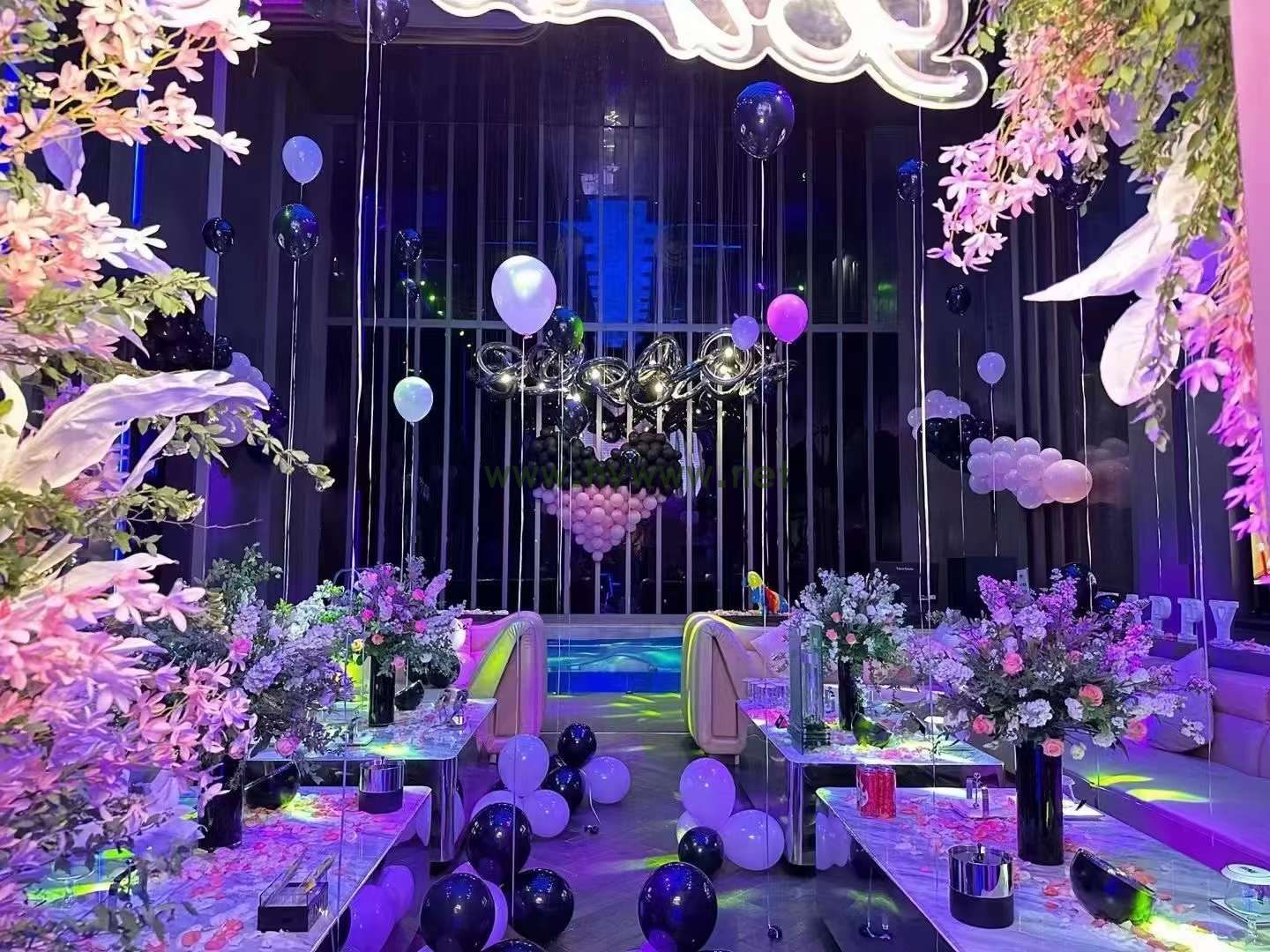 成都史诗级夜场 KTV 招聘男模佳丽,自信意志引领成功——金钱是努力的回报,努力是赚钱的途径